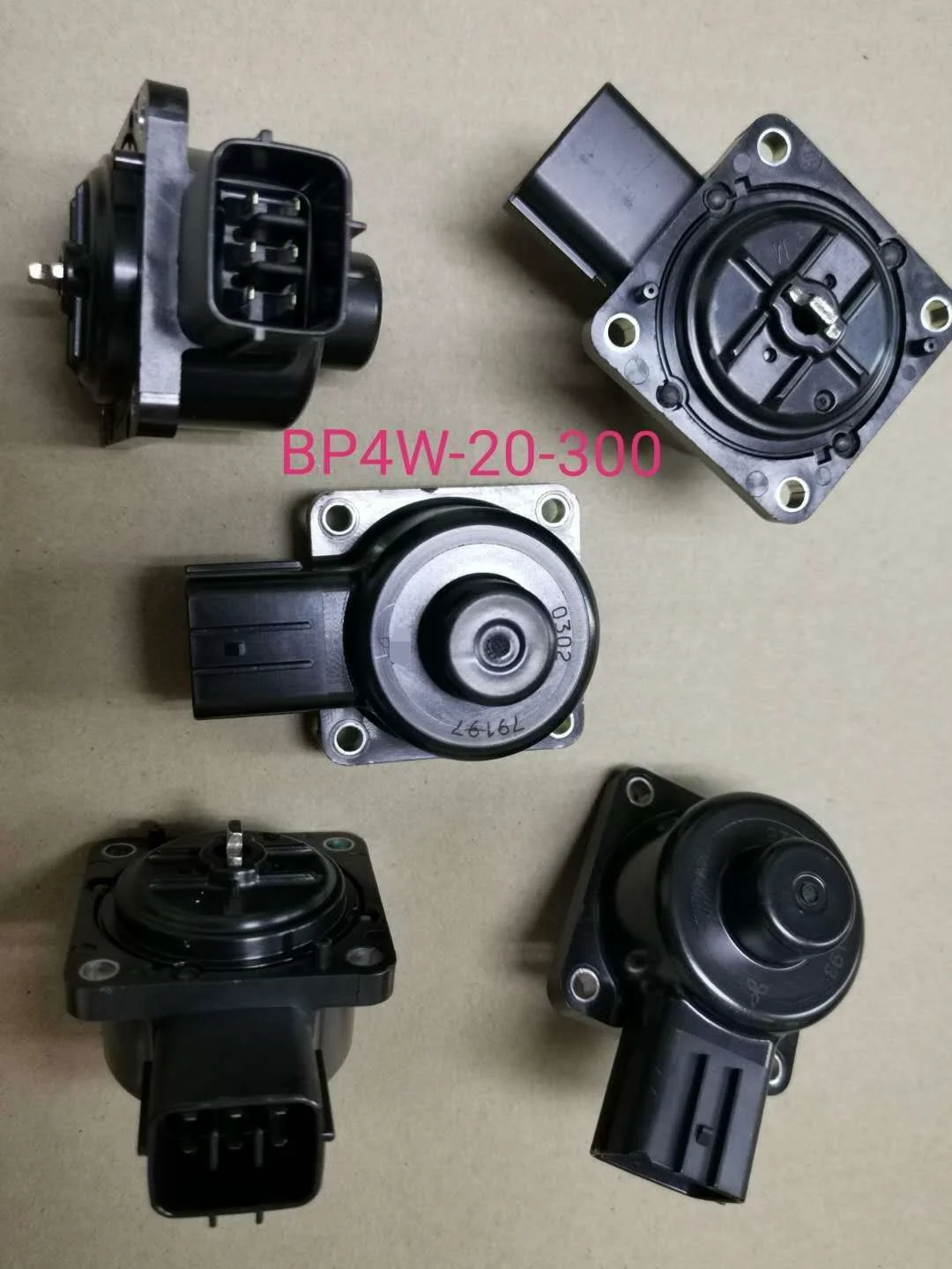 

EGR Valve BP4W-20-300 BP4W-20-300A Fit Mazda 99-00 Protege1.6L 99-02 Miata 1.8L