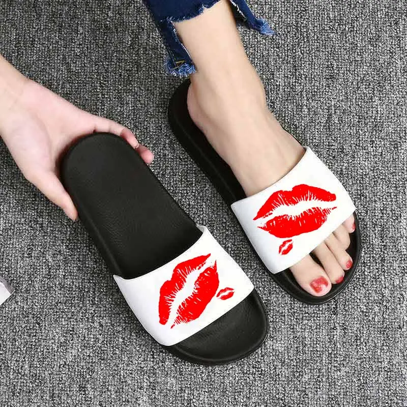 

2021 Women Sandalias Cartoon Pattern Shoes Non-slip Bathroom Slides Flip Flops Female Indoor Platform Sandals Leisure Slides