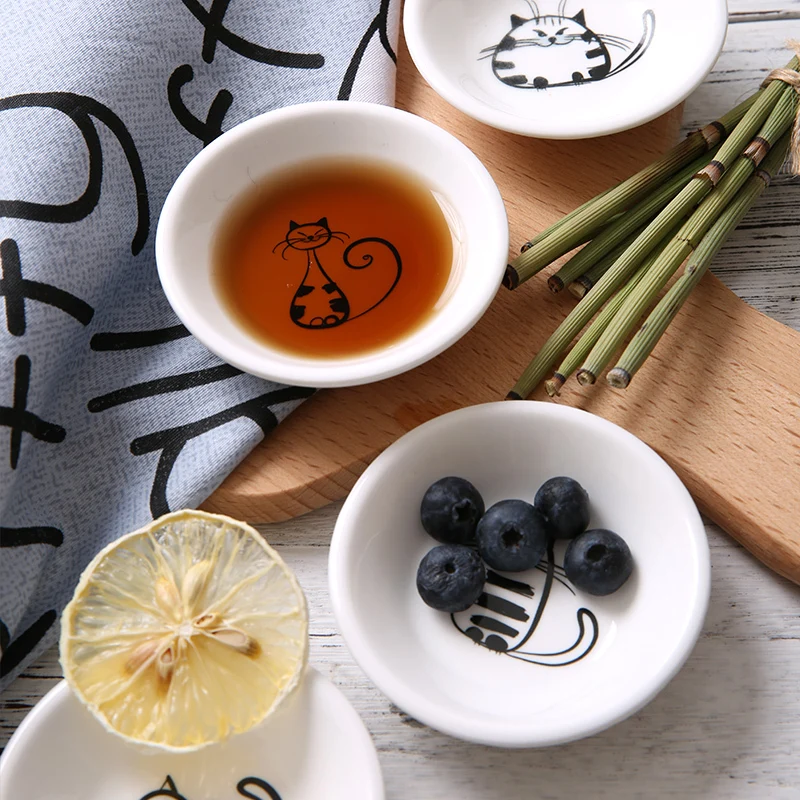 Японское керамическое маленькое блюдо с мультяшным котом приправа для соевого