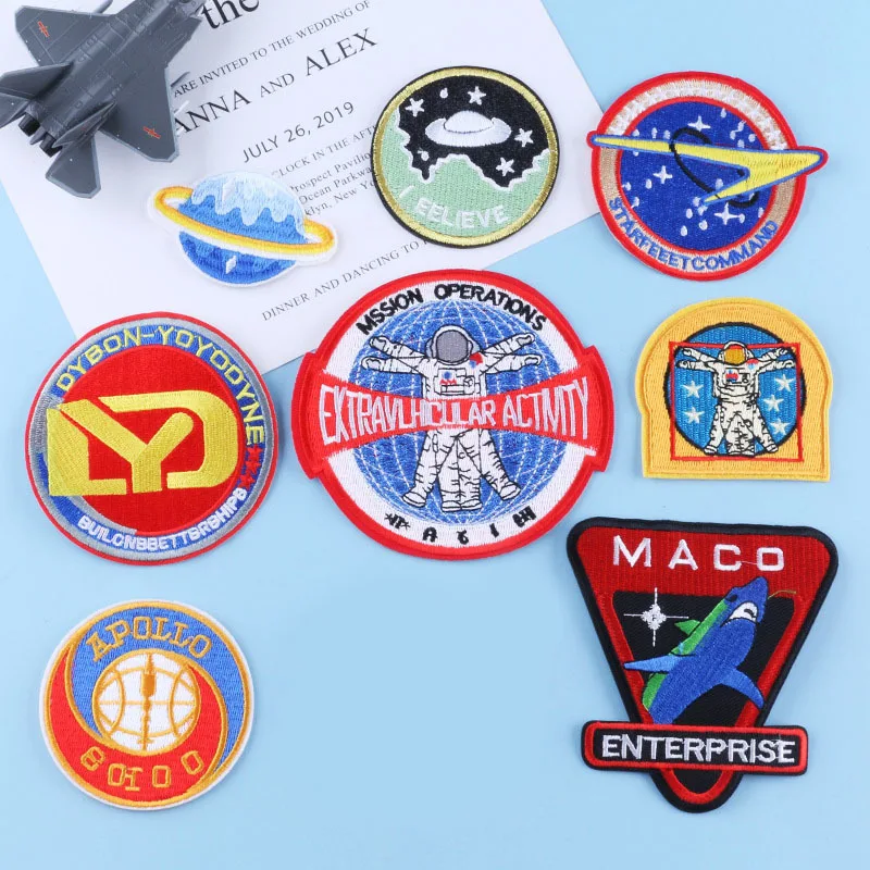 

Outer space astronaut Patches for Iron on Stripes Embroidered Badges Applique Decoration Ironing Patch Diy Clothes Stickers