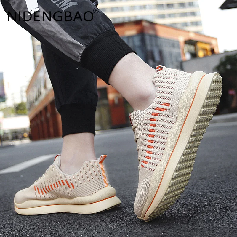 2021 Mens Running Shoes Lightweight Sneakers Fly Weave Breathable Outdoor Walking Casual Sports Shoes Lace Up Tenis Masculino
