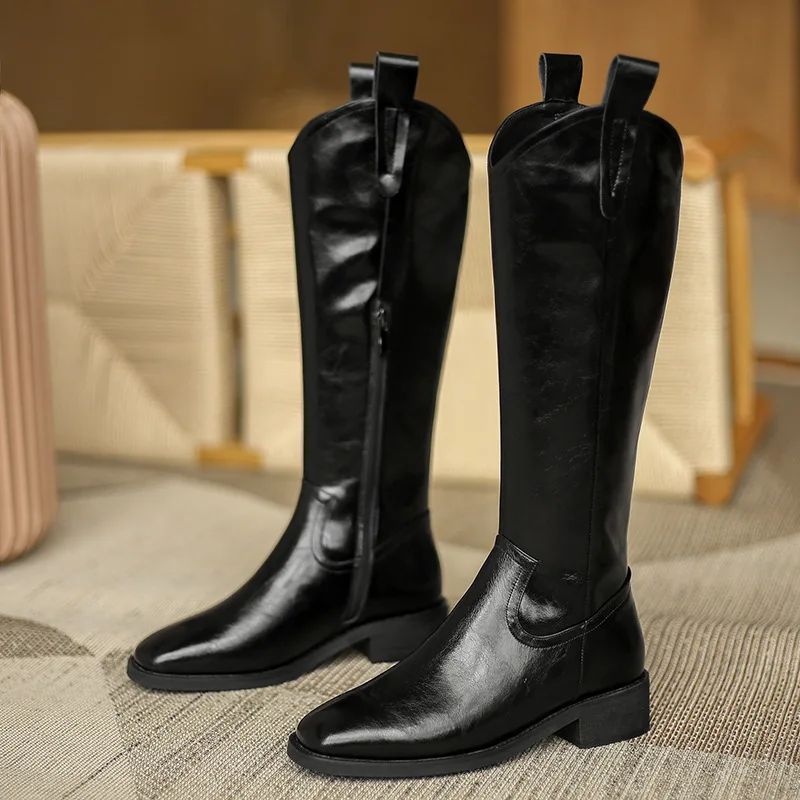 

The new autumn and winter small but Knee High boots, women's warm round head boots