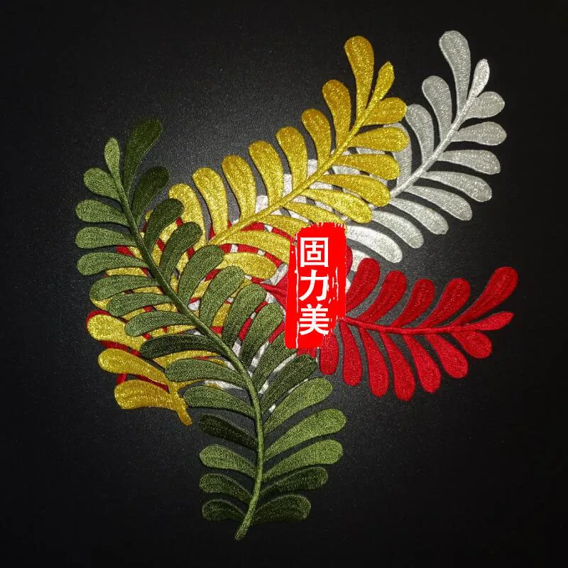 3 пары носков золотого серебряного цвета зеленый клей Утюг на палочке одежда