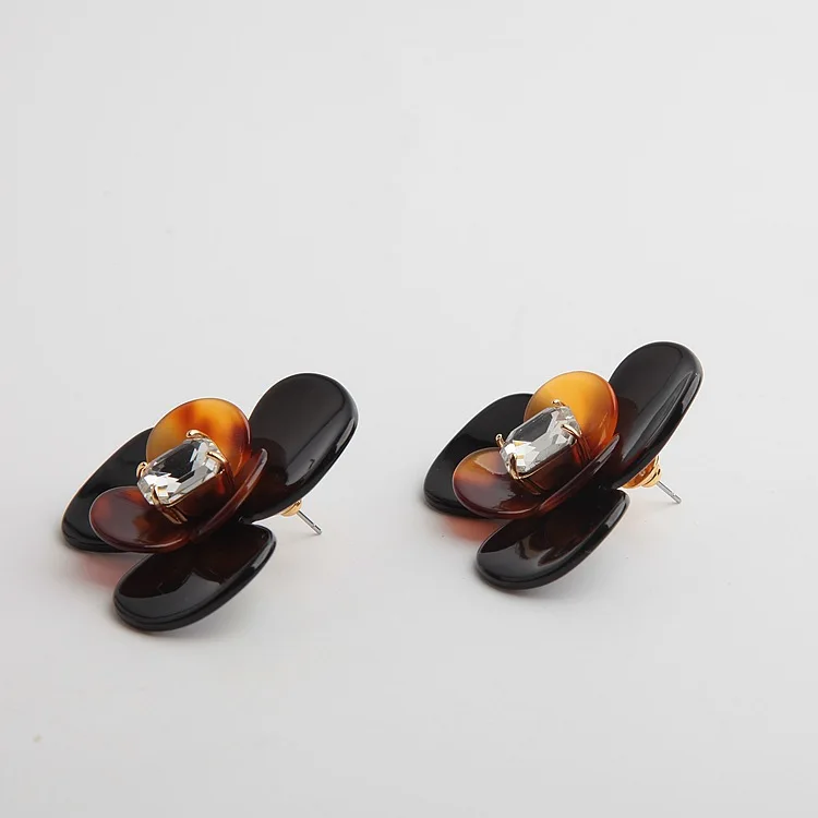

Manhattan Flowers Resin Double Layer Flower Ear Nails Earrings