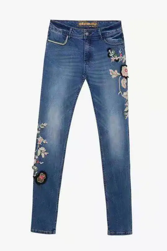 Модные джинсовые брюки с цветочным принтом и бисером DESIGUAL| |