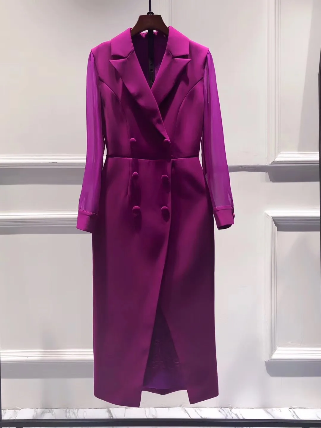 

Женское двубортное платье-блейзер средней длины, фиолетовое, черное, с длинным рукавом, весна 2021, размера плюс