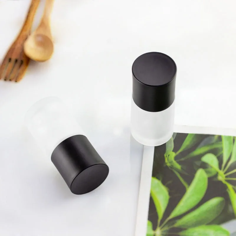 Оптовая продажа пустая белая стеклянная бутылка для вспенивания объемом 30 мл