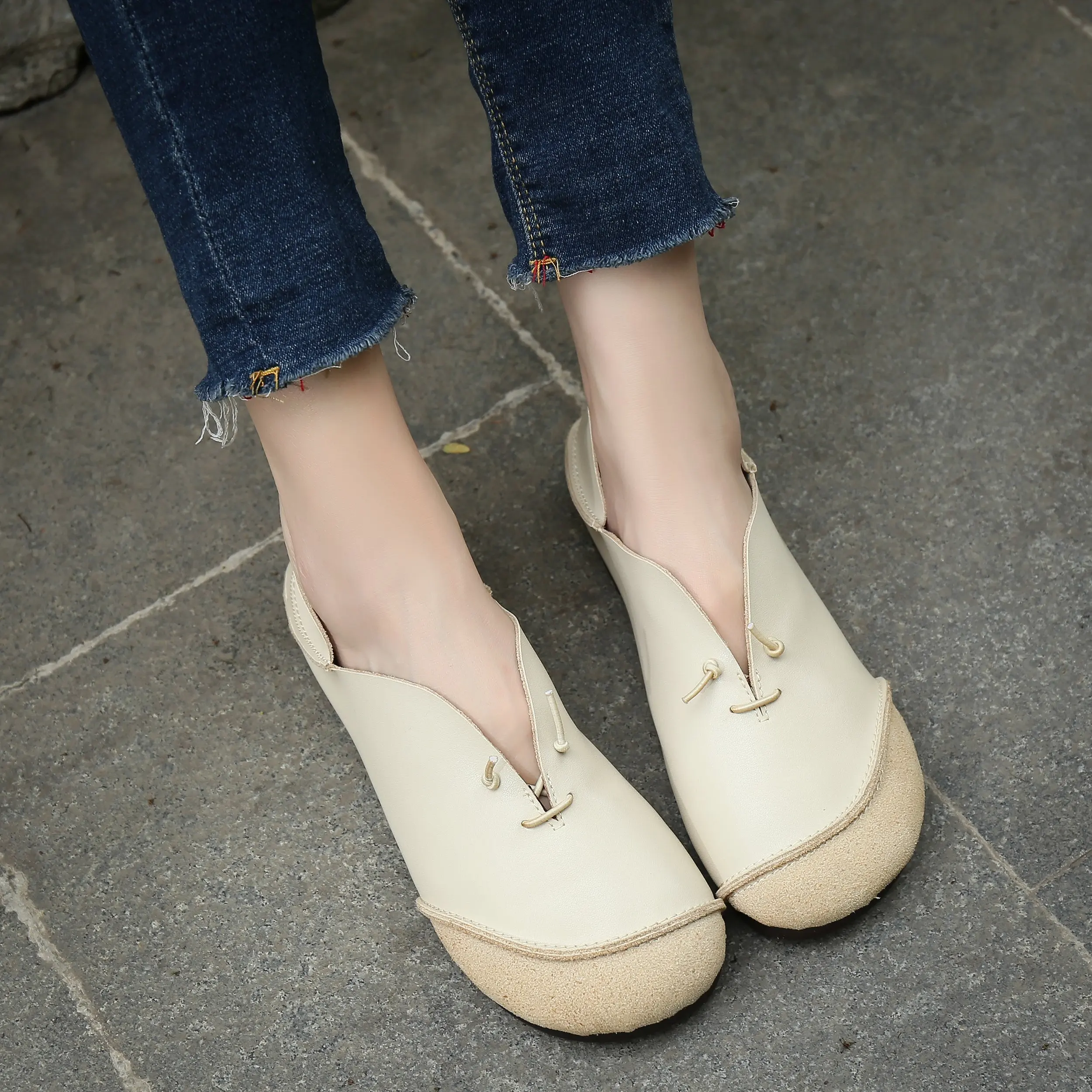 

Классические Кожаные сандалии ручной работы, слипоны, белые лоферы, дизайн с улыбающимся лицом