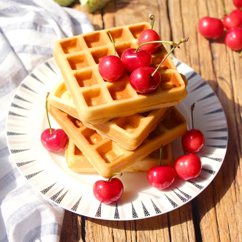 

Non-Stick Food Grade Silicone Waffle Mold Cake Chocolate Candy Mold Kitchen Baking Tray High Temperature Baking Tool Accessories