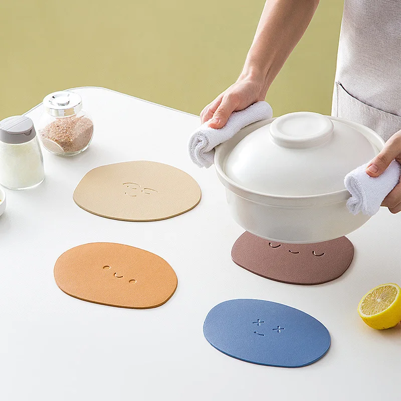

leather Heat Insulation Pad Dining Table Mat Anti-skid Cup pads Non-slip Coaster Kitchen Accessories Tea Cup Milk Mug Coffee Cup