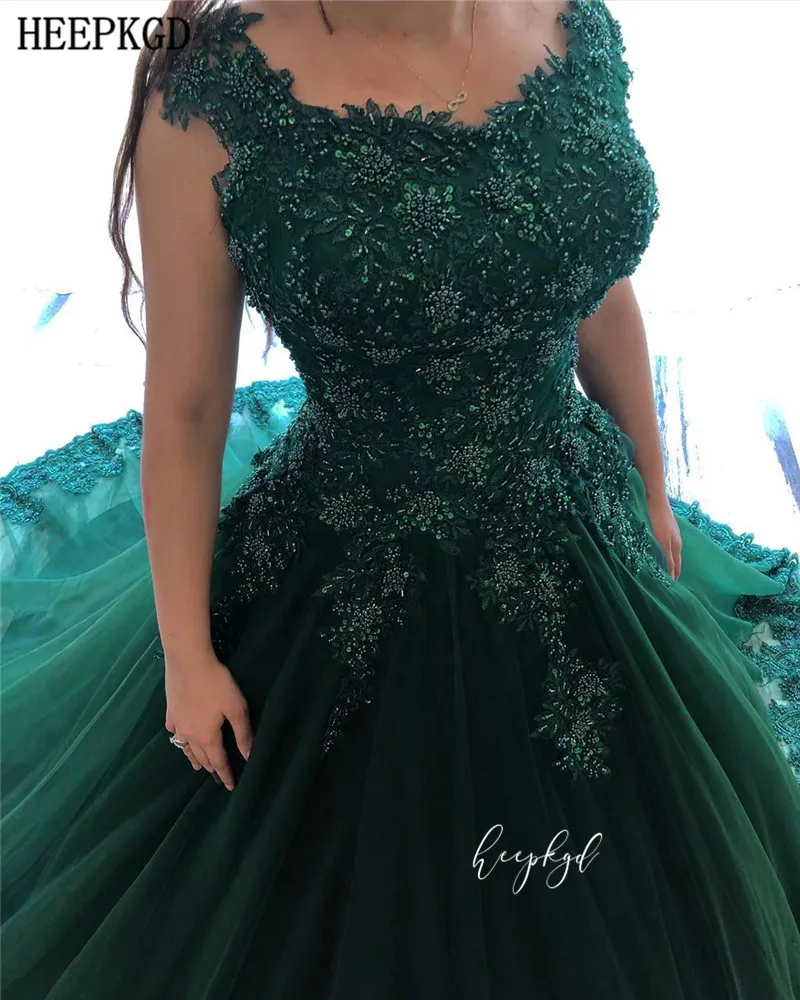 

Exquisite Dark Green Beads Arabic Evening Dresses 2020 Customize Sleeveless Sweep Train A Line Luxury Dubai Prom Gowns