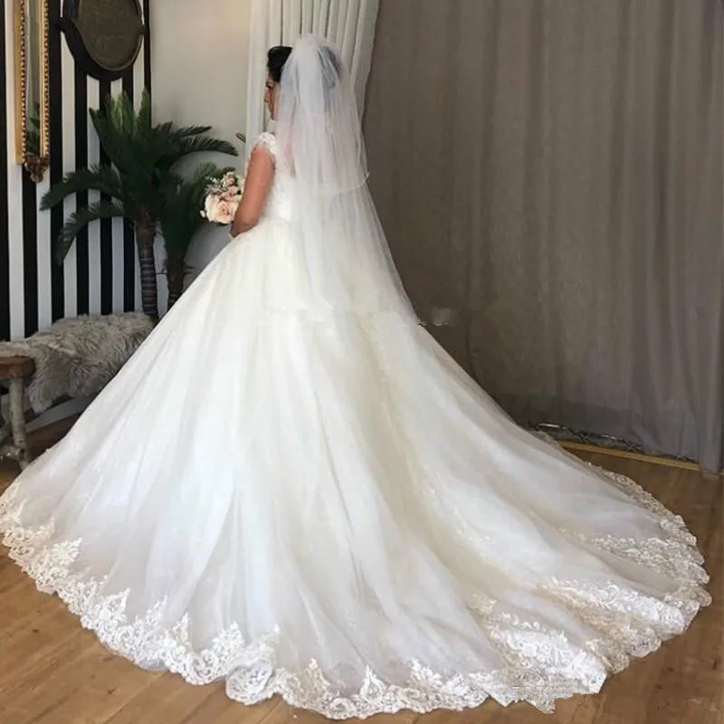 

Ball Gown Princess Wedding Dresses 2020 Sweetheart Backless Lace Appliques Modest Chapel Garden Bridal Gowns Vestido De Novia