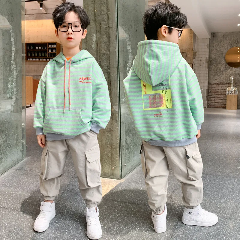 

2021 spring and autumn new boys' casual sweater overalls two-piece suit