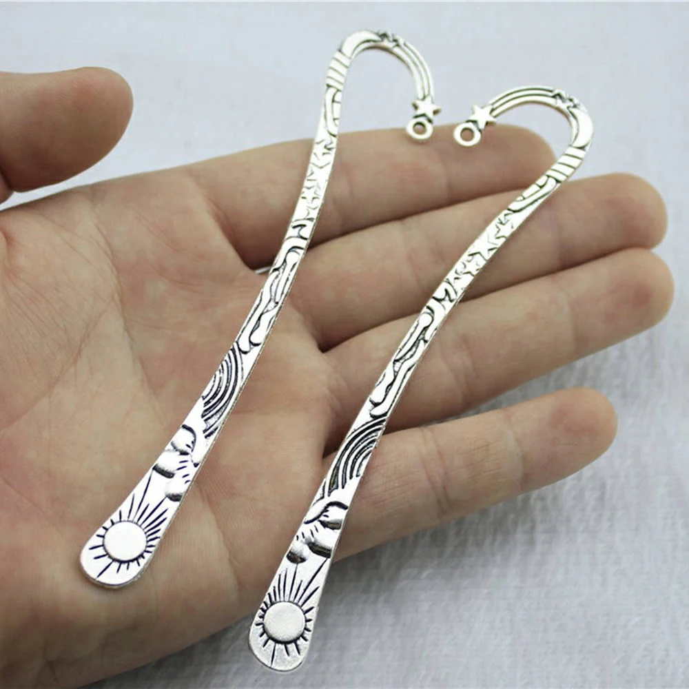 

2pcs 123x24mm Charms Sun Moon Stars Bookmark Antique Silver Color