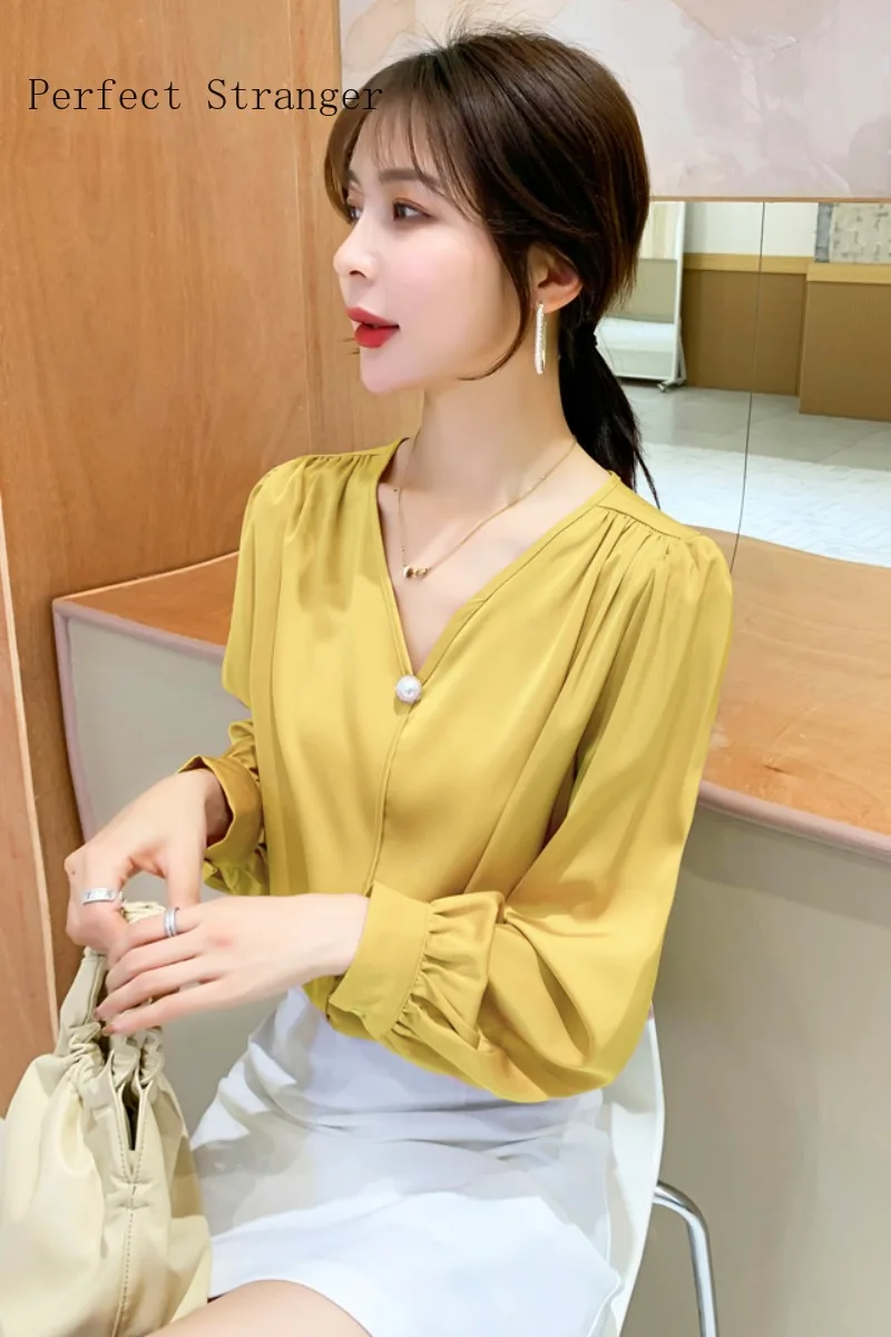 

High Quality 2021 Spring New Arrival Hot Sale V Collar Solid Color Long Sleeve Women Chiffon Blouse