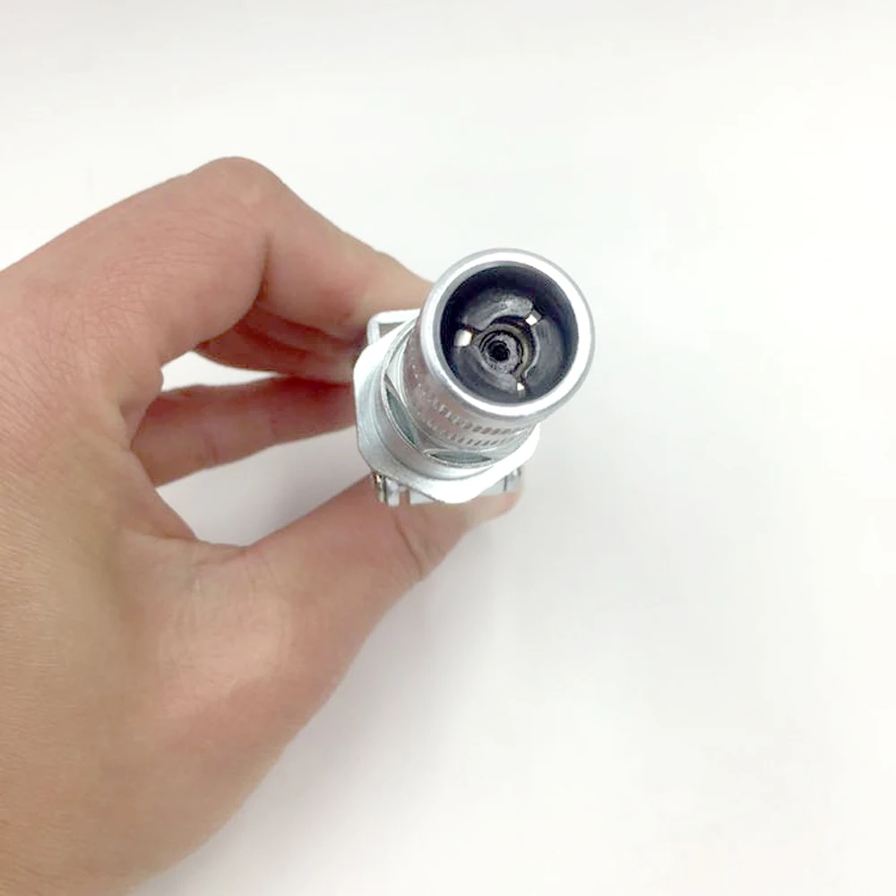 

New Lock Jaw Type High Pressure Injection Nozzle Fittings Lubricating Oil Machine Accessories