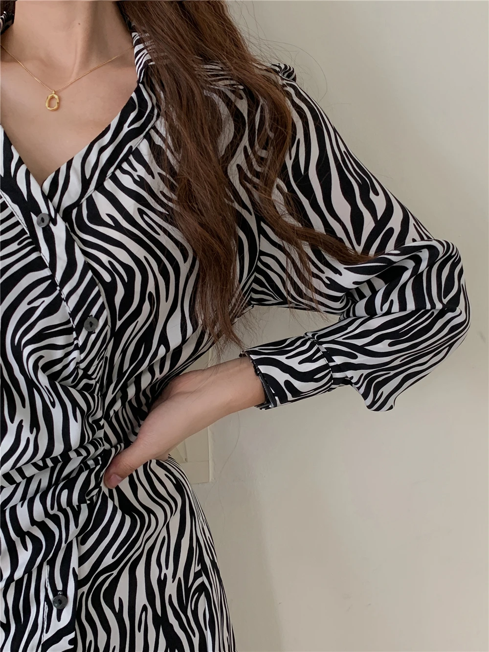 

Autumn Korean Vinatge Women Long Dress Leopard Printed Bodycon Split Dresses Elegant Office Ladies Robe Femme Shirt Dress 2020