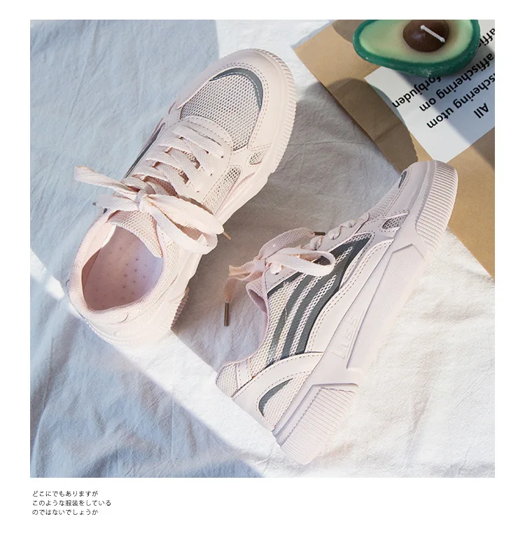 New Small White Shoes Women Breathable Reflective Stripe Shine Fashion Sneakers Ladies Casual Run Jogging Shoes Student Trainers