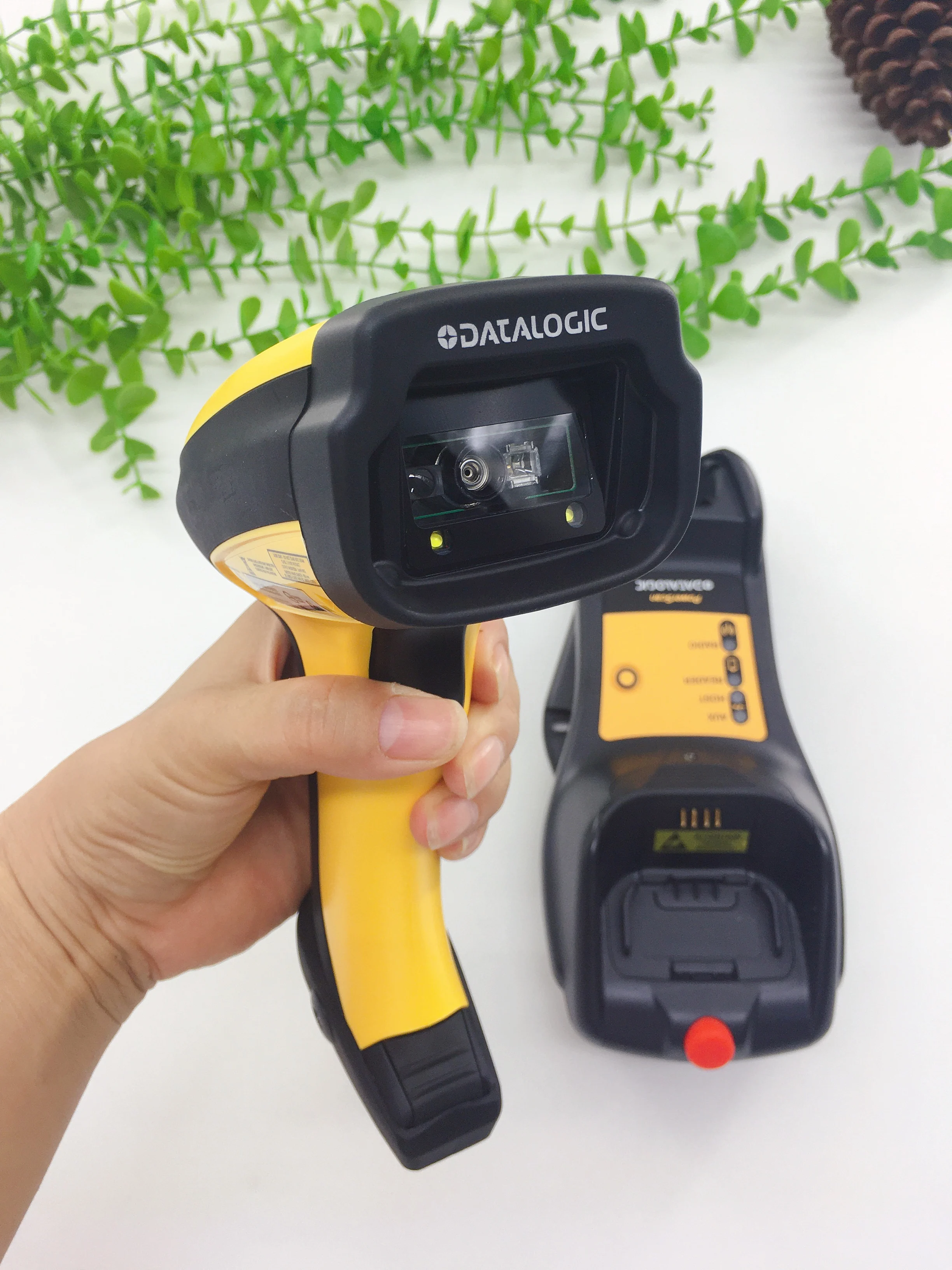 Беспроводной ручной сканер штрих-кодов Datalogic PowerScan PM9500 2D с высокой гибкостью