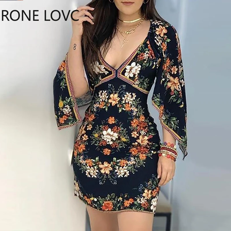 Женское платье-мини с длинным рукавом цветочным принтом и глубоким V-образным