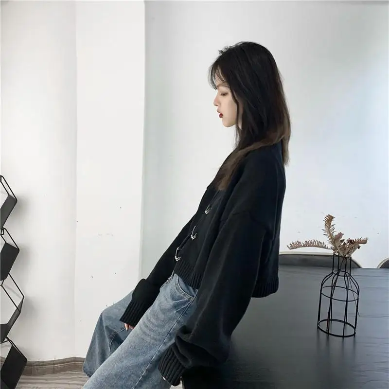 

Black Crop Women Cardigans High Quality Chic Loose Knitted Sweater Female Autumn Ulzzang Korean Fashion Cropped Button Cardigan