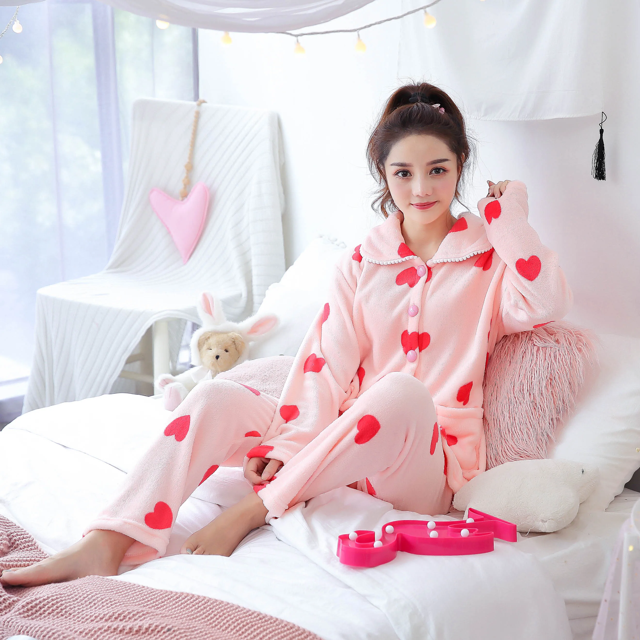 

Dormxion Autumn winter women pyjamas Sets pajamas Sleepwear Suit Thick Warm Coral Flannel nightgown Female Cartoon Animal