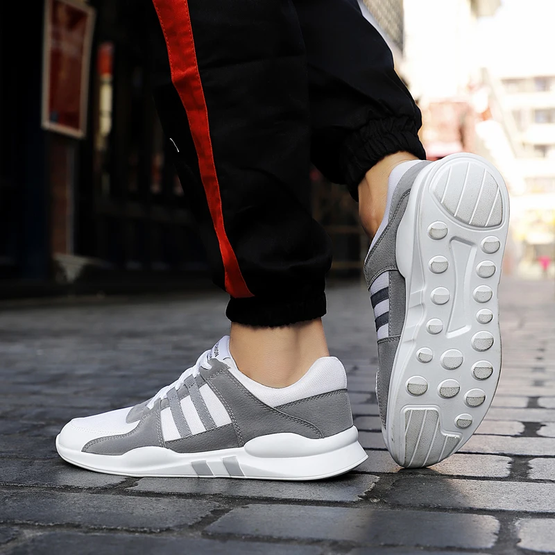 Мужские кроссовки для бега новинка 2018 стильные мужские спортивная обувь дышащая