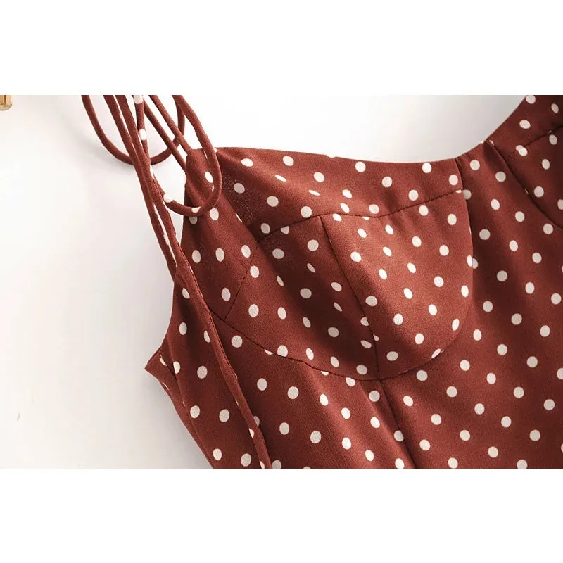 Женское платье в горошек стиле ретро длинное на бретелях-спагетти расширяющееся