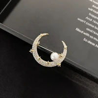 fashion high grade design moon shape pearl brooch lovely personality ins tide temperament brooch wedding women jewelry gifts