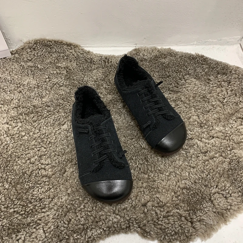 

DLEK Cross-tied Design Flat Shoes Women Winter Cute Round Toe Shoes Thickened Plush Rubber Outsole Slip-on Shallow Shoes