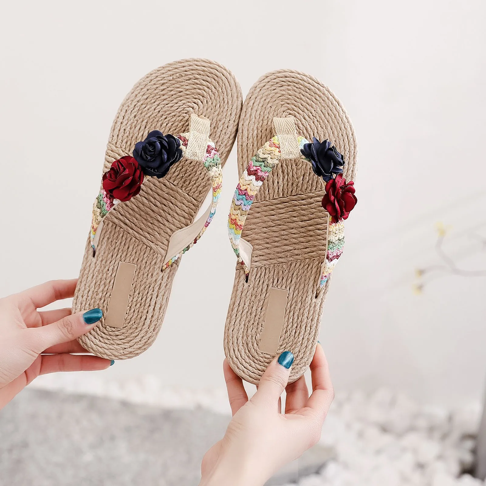 

Slippers Women Fashion Women's Flower Clip Toe Flip Flops Non-slip Wedges Beach Slippers Shoes Woman Zapatos De Mujer