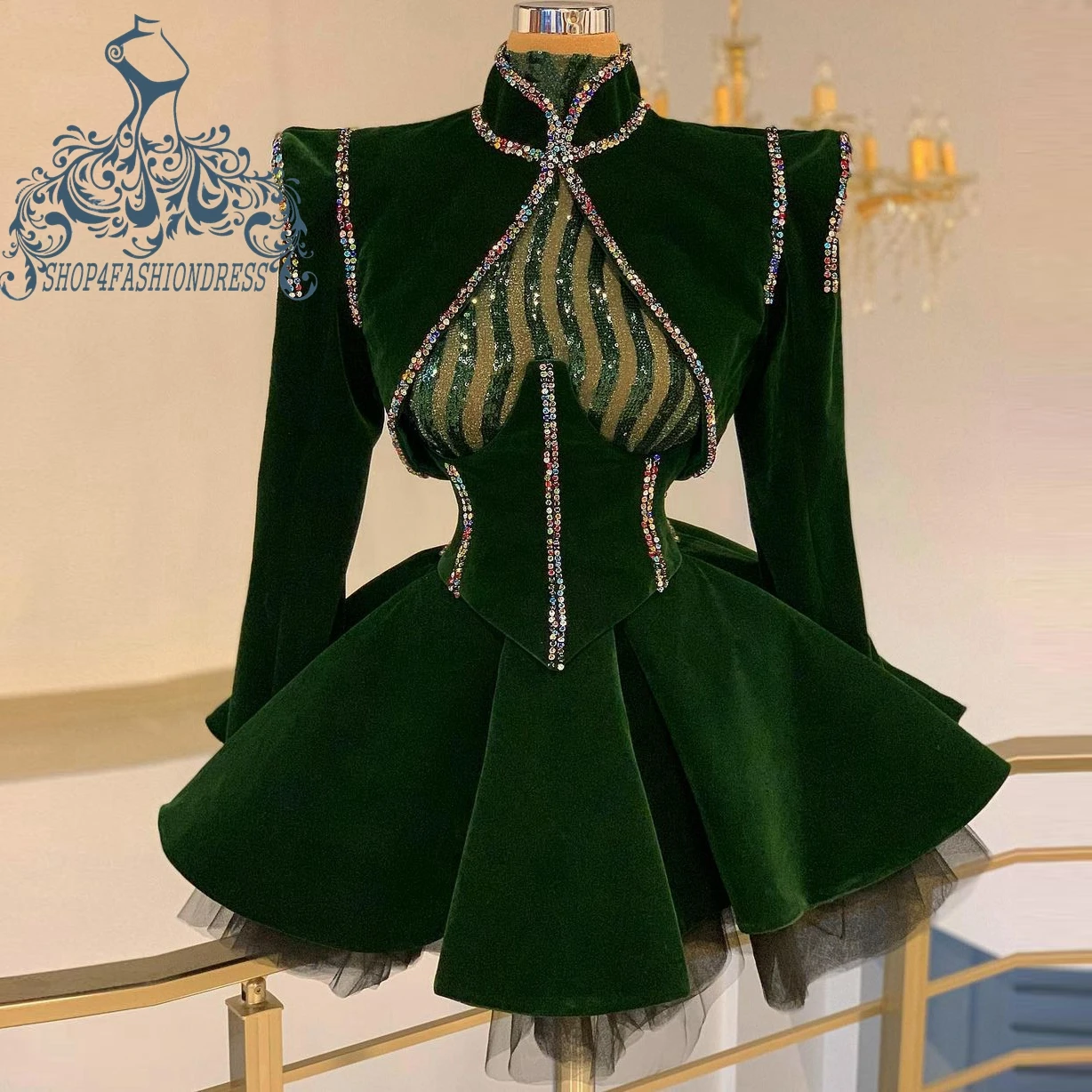 

Chic Dark Green Velour Beading Cocktail Dresses Charming A-line Crystals Long Sleeves Short Formal Party Gowns Robe de cocktail