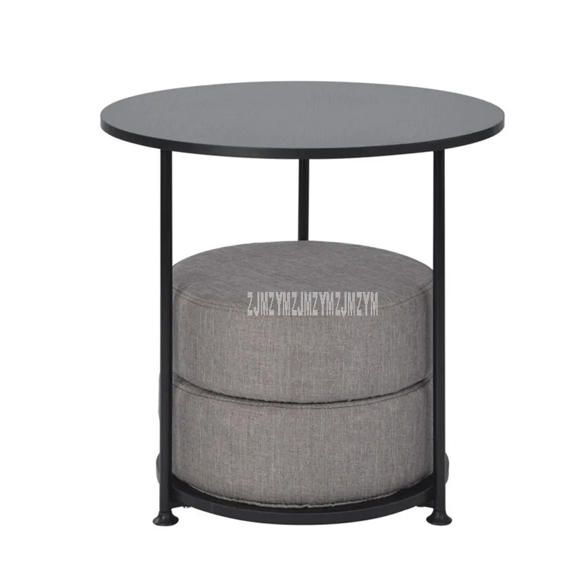 Круглый стол 55 см в скандинавском стиле с 2 напольными подушками современный