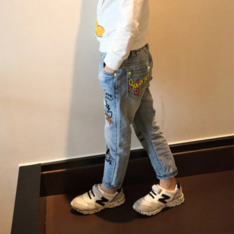 Осенне-зимние джинсовые брюки 2019 джинсы для детей дизайнерские осенне-зимние