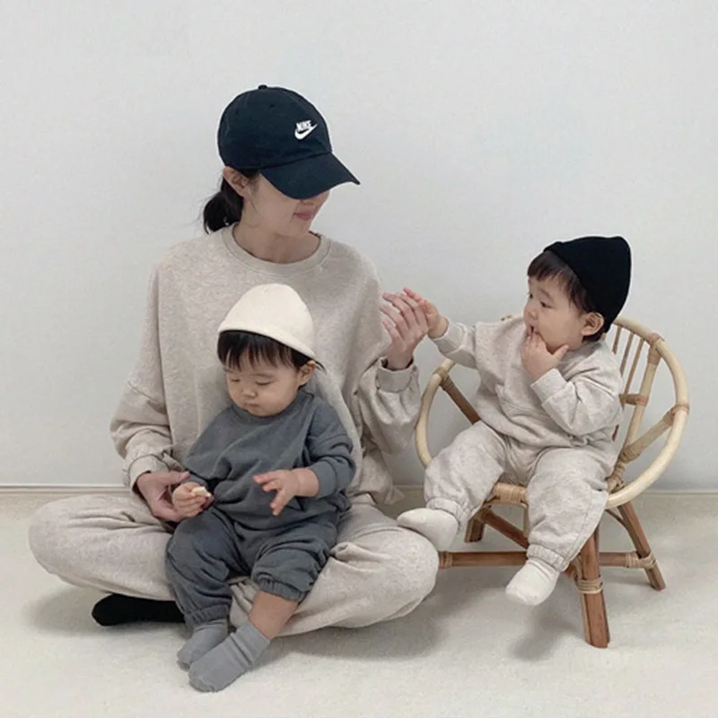 

Parent-child Hoodie Suits Winter Mothers and Women's Sportswear Boys' Casual Pants Pullovers mom and daughter matching clothes