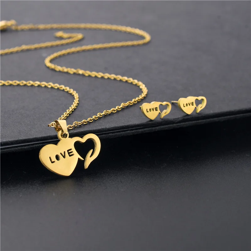 

Simple Stainless Steel English Letters LOVE Two Love Hearts Pendant Chain Necklace Wedding Gift Mother Women Jewelry
