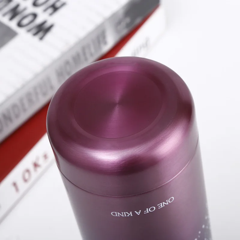 500 мл соломенная бутылка для спорта на открытом воздухе Изолированные чашки из