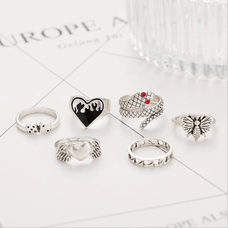 

Luxury Jewelry Mens Snake Personality Ring Cute Butterfly Heart Ring for Women Girl Wholesale