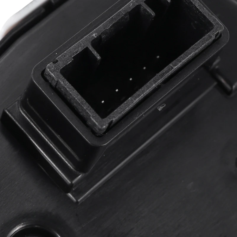 

96710D35004X for Hyundai Tucson 2016+ Steering Wheel Remote Control Switch with TL Bluetooth Button Music Switch