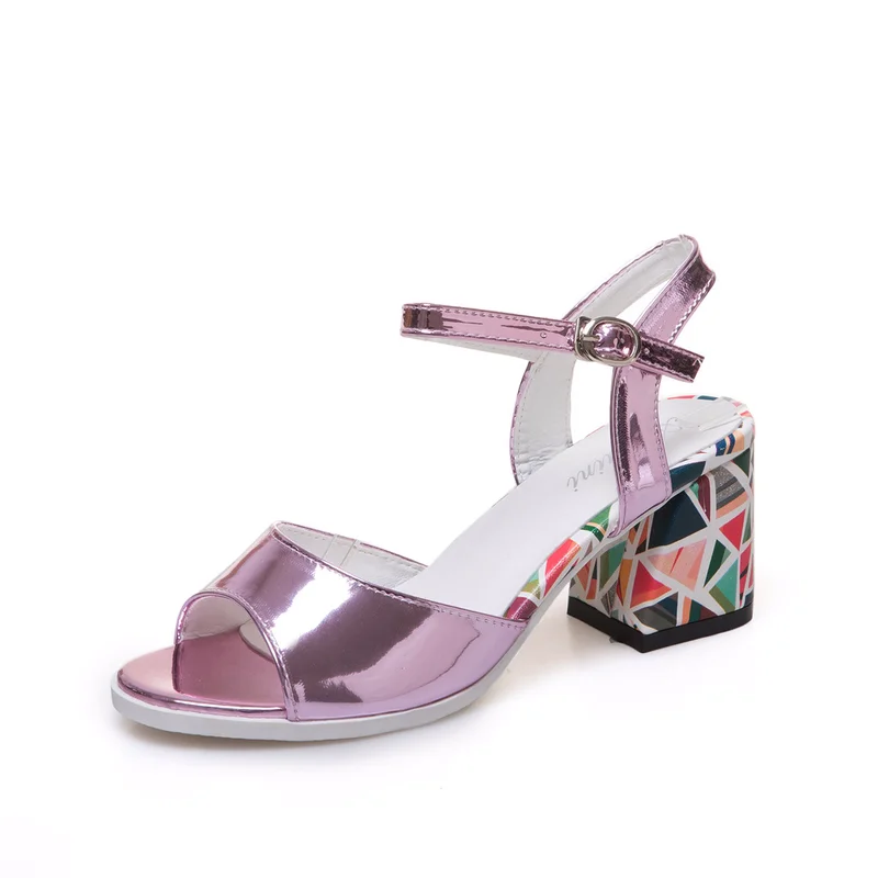 Сандалии женская обувь на платформе и высоком каблуке Новинка лета 2020 года