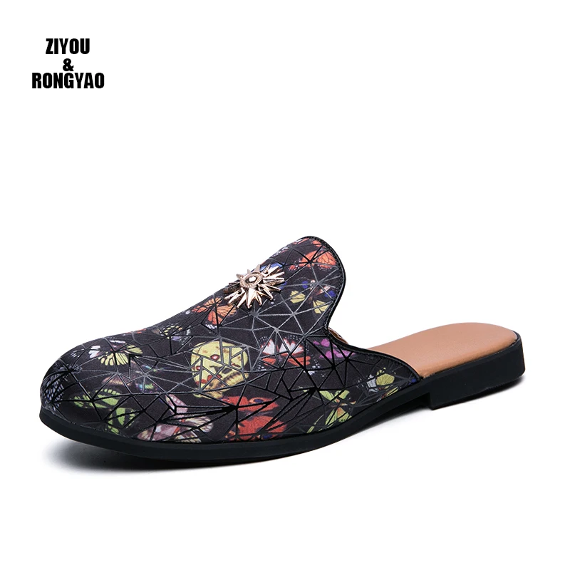 Шлепанцы Мужские дышащие на плоской подошве сланцы пушистые плюшевые сандалии