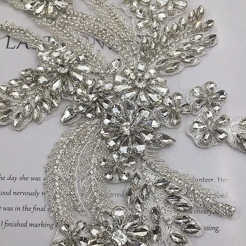 

High-End Luxury Embroidery Handmade Beaded Crystal on the Neck Collar Flower Wedding Dress Decoration DIY Accessories