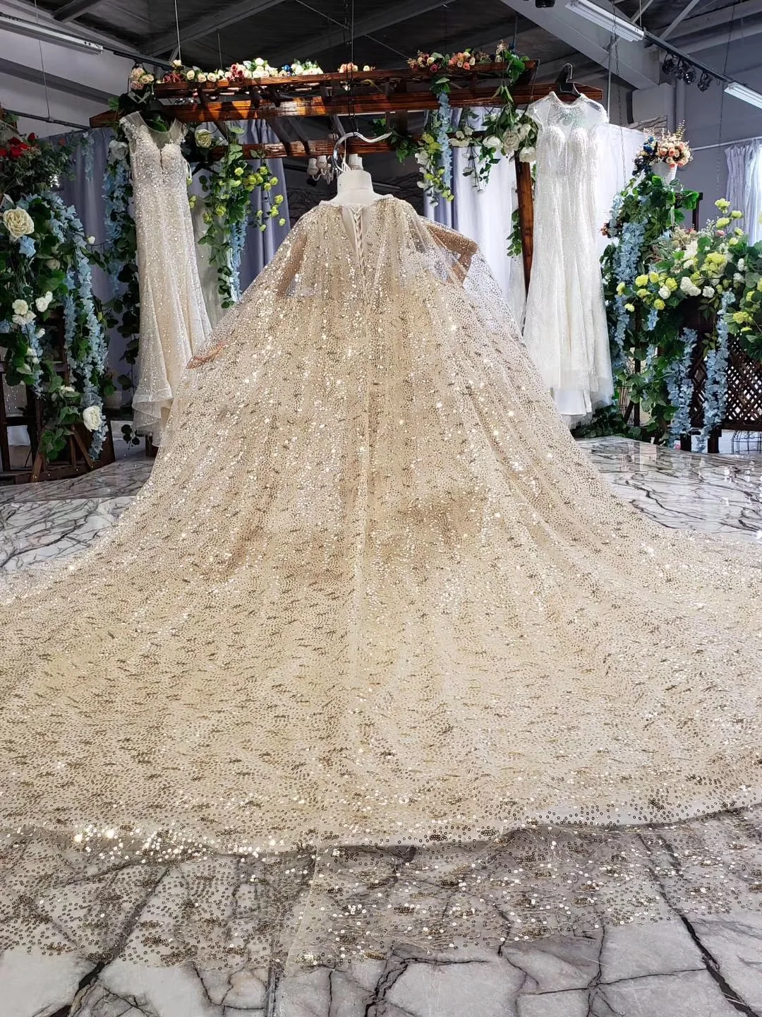 Новые платья для первого причастия девочек с цветочным узором и бантом Бальные