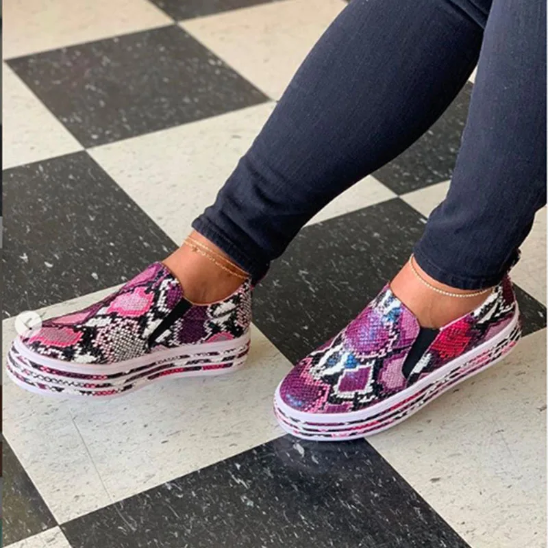 Женские кроссовки из Искусственной Змеиной кожи повседневная обувь на платформе