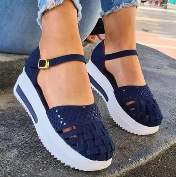 

New wedges Shoes Women Sandals Fashion Hollow Out Female Flat Sandals Outdoor Solid Buckle Ladies Platform Sandals for Female