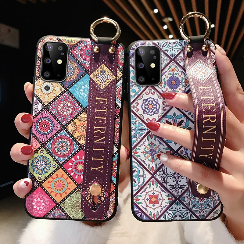 

Fashion Flower Wrist Strap Stand Holder Case for Samsung Galaxy Note 20 Ultra 5G S10 Lite Note 20 Coque Vintage Soft Back Cover