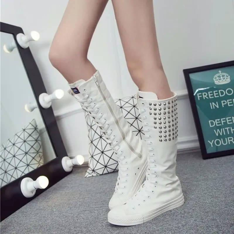 

2021 new spring and autumn wild dancing canvas shoes flat super high students white collar women boots