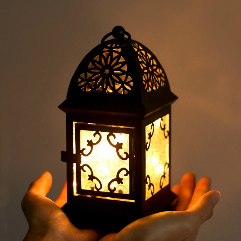 

Elegant Simple Candle Holders European Vintage Christmas Candle Wedding Table Centerpiece Bougeoir Decoration for Home JD50ZT