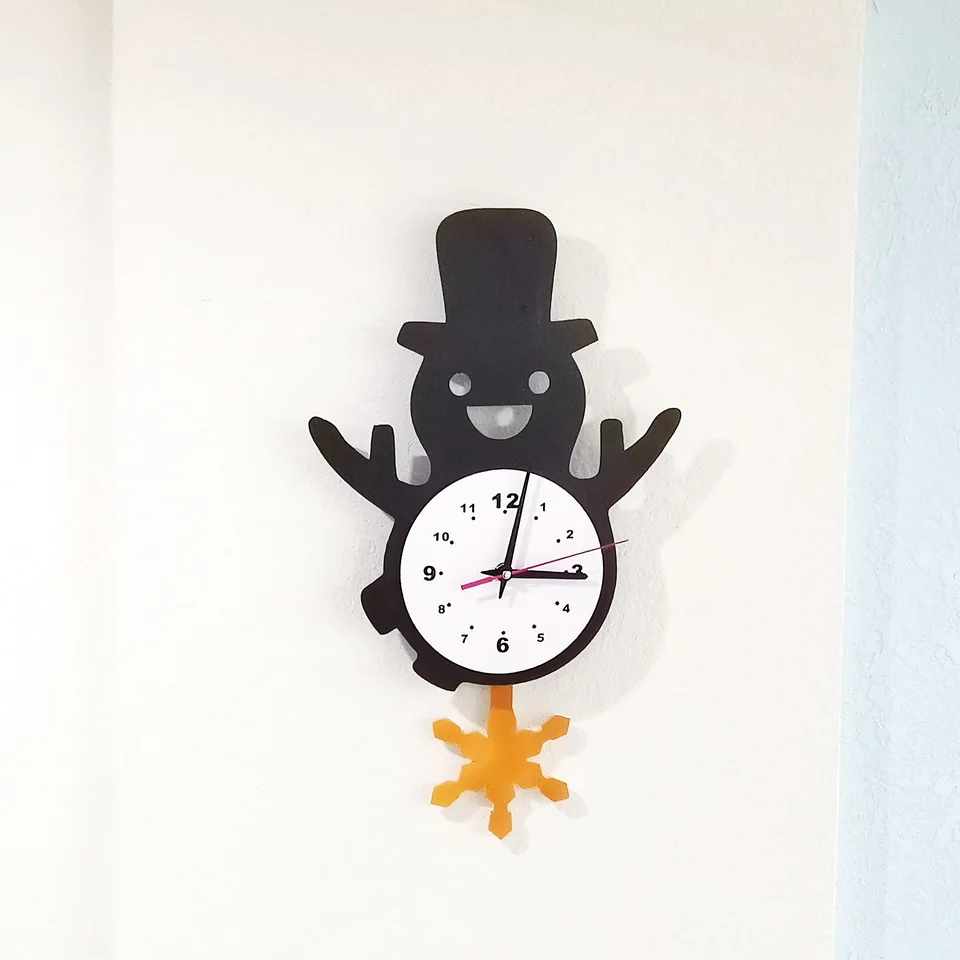 Настенные часы со снеговиком и снежинками Мультяшные на стену для детского сада