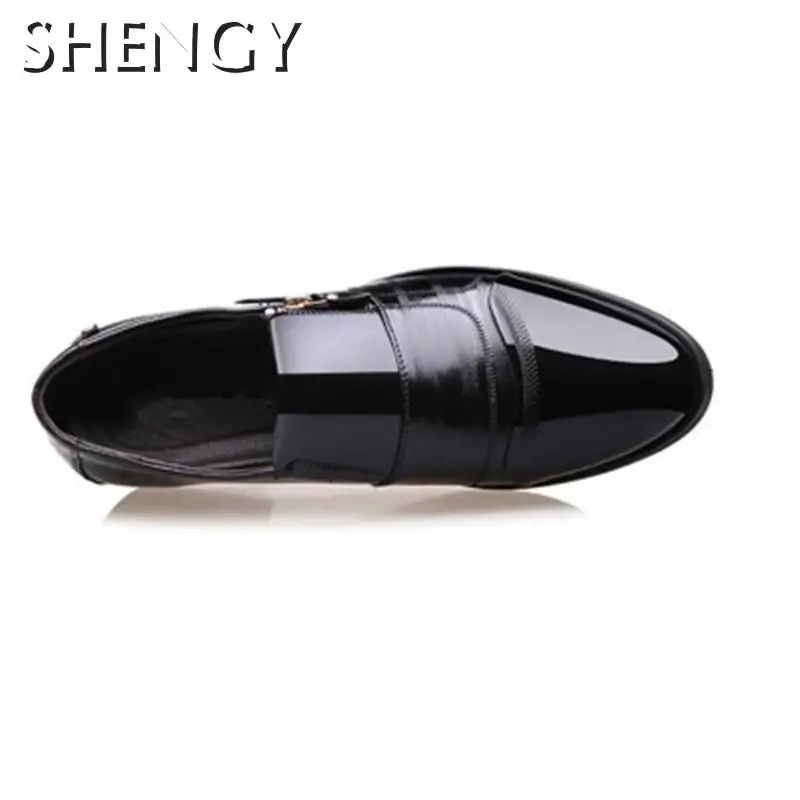 2020 Классические Мужские модельные туфли в деловом стиле Модная элегантная